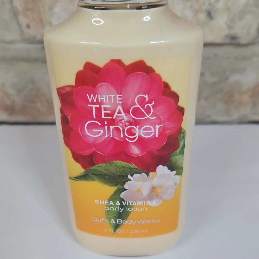 Bath & Body Works White Tea & Ginger 8 oz Body Lotion - Picture 2 of 5